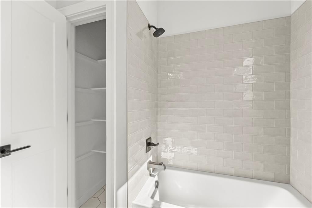 17166 W 164th Terrace — photo 31