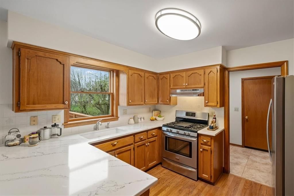 2224 NW Summerfield Drive — photo 10