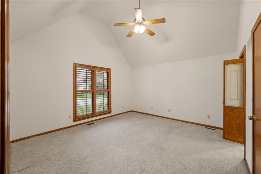 2224 NW Summerfield Drive — photo 12