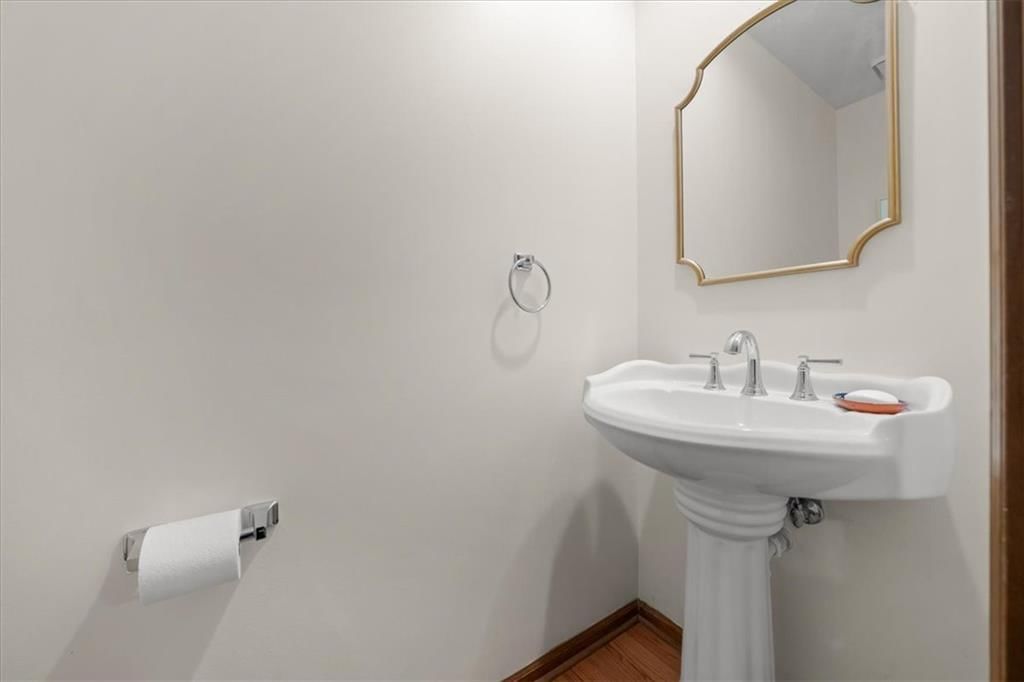 2224 NW Summerfield Drive — photo 17