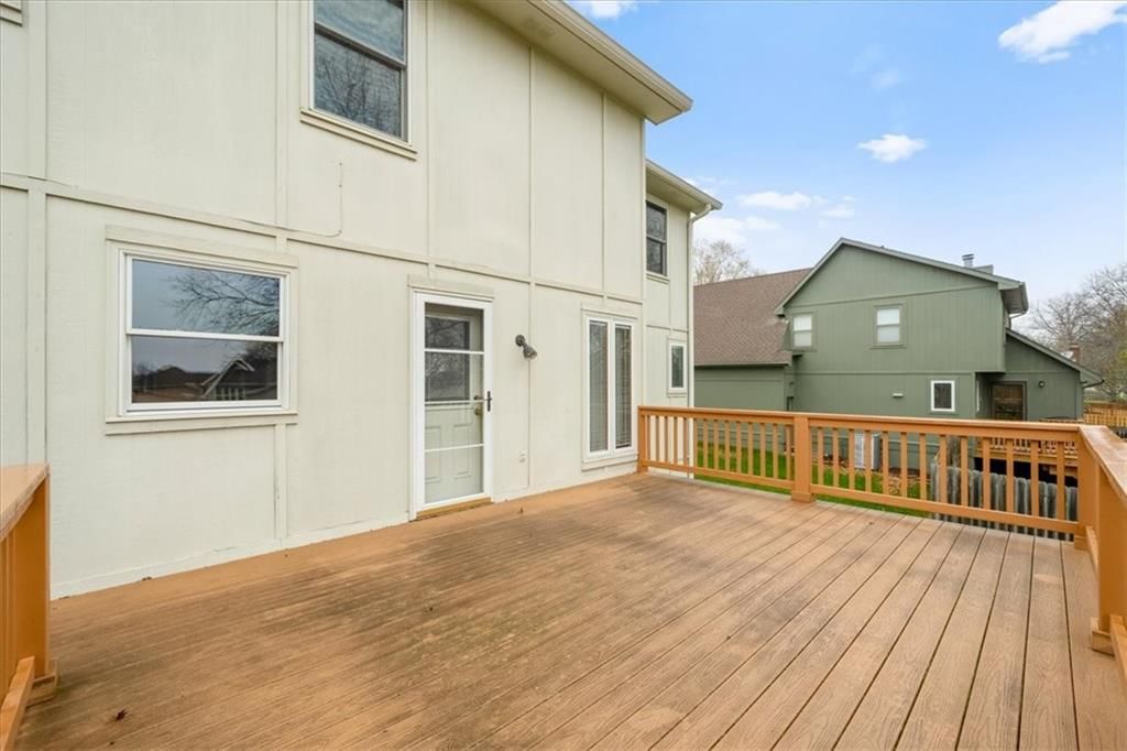 2224 NW Summerfield Drive — photo 28