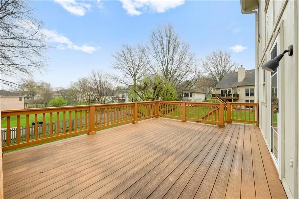 2224 NW Summerfield Drive — photo 29