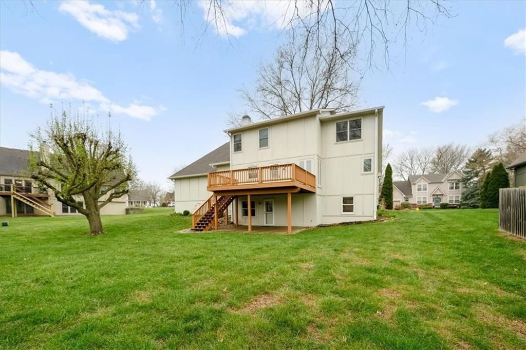 2224 NW Summerfield Drive — photo 30
