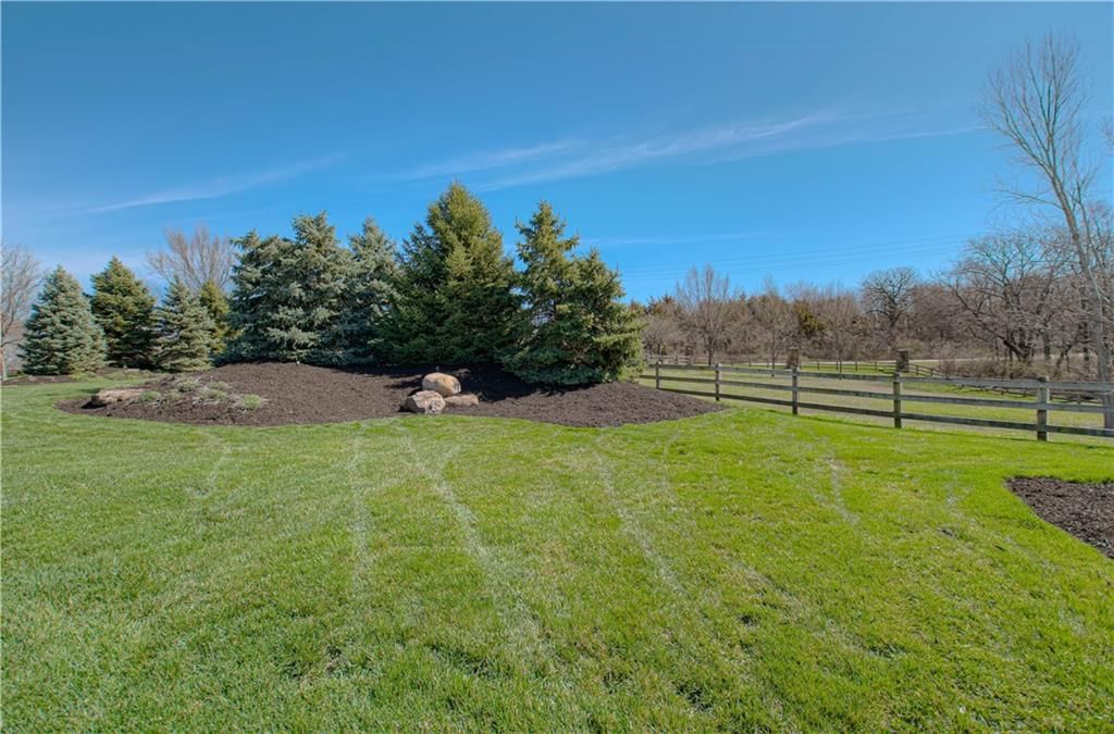5740 Clare Road — photo 47