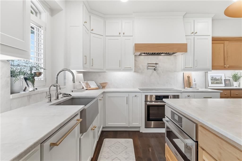 11415 W 165th Terrace — photo 13