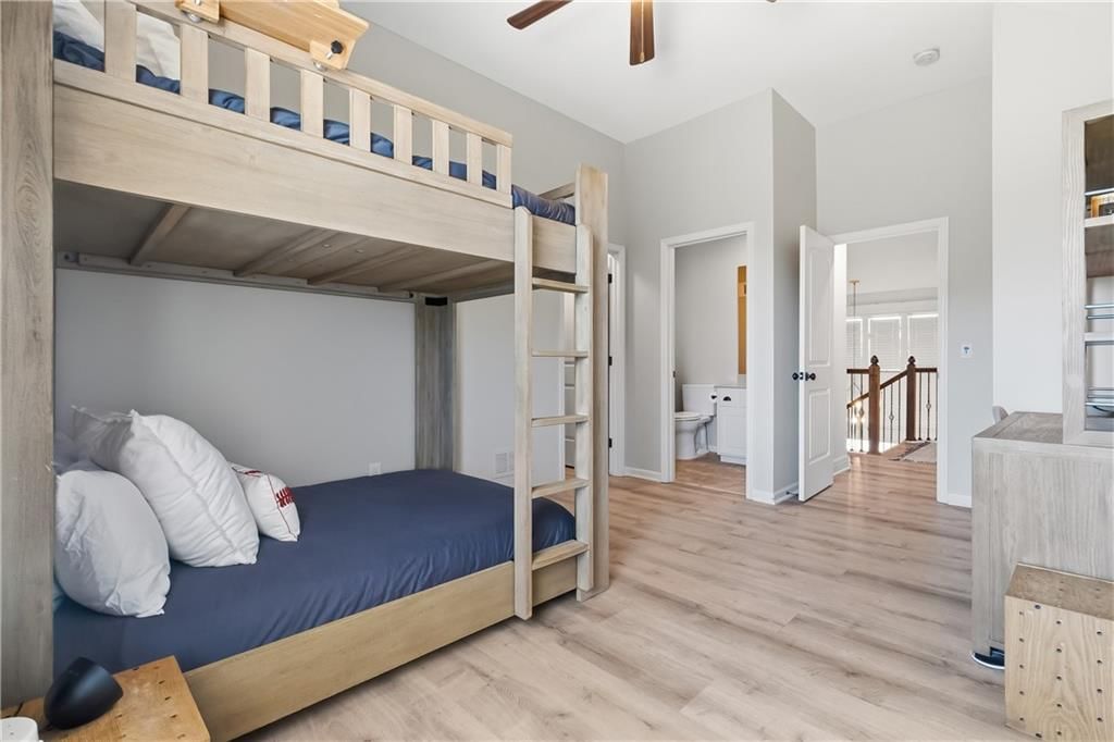 11415 W 165th Terrace — photo 38