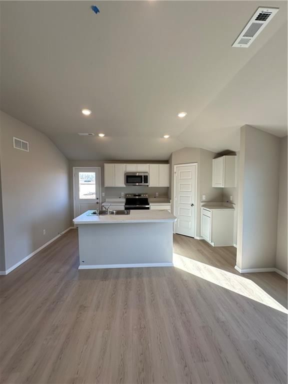 20871 Fairview Street — photo 4