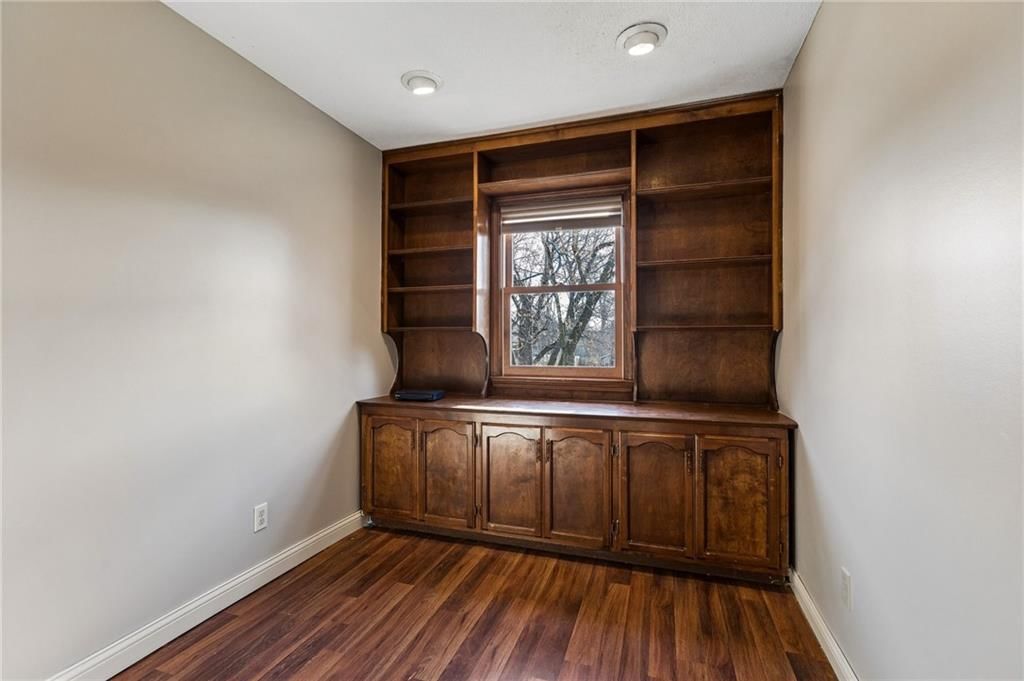 5929 N Mersington Avenue — photo 22