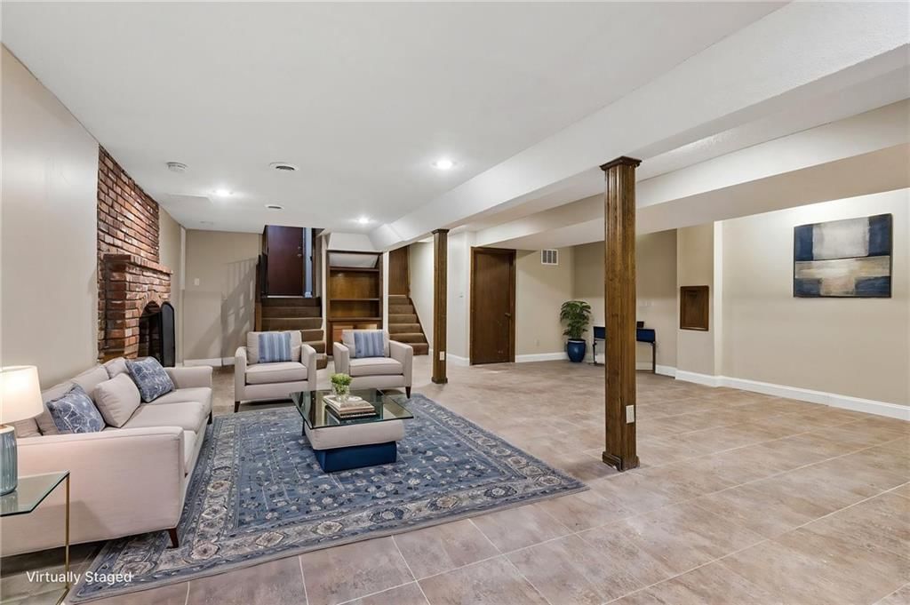 5929 N Mersington Avenue — photo 32