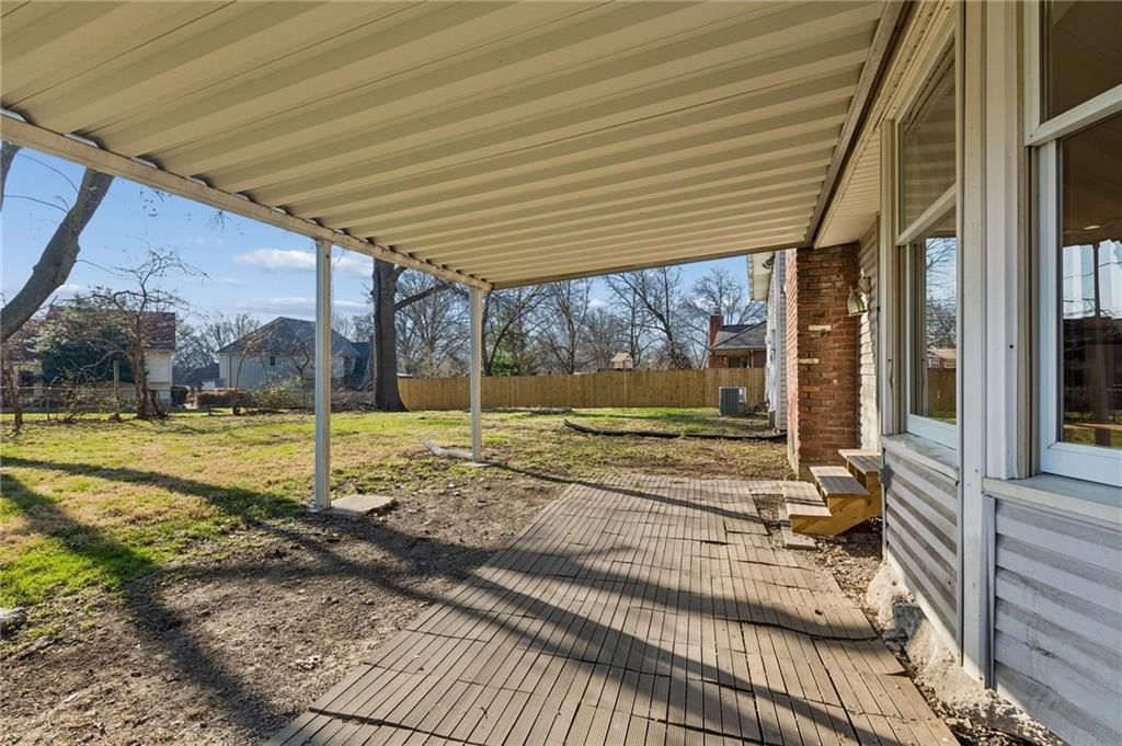 5929 N Mersington Avenue — photo 37