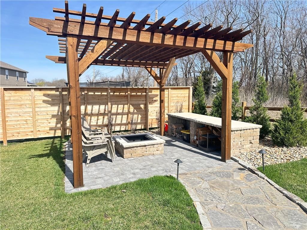 1203 SW Burns Court — photo 6