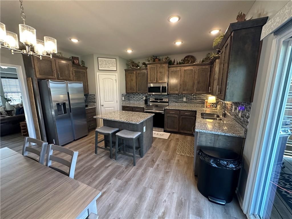 1203 SW Burns Court — photo 9