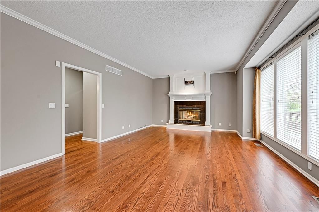 12455 ENGLAND Street — photo 8