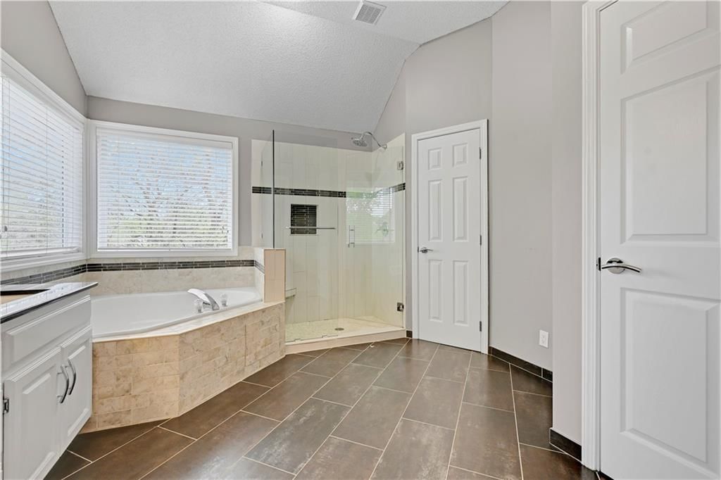 12455 ENGLAND Street — photo 25