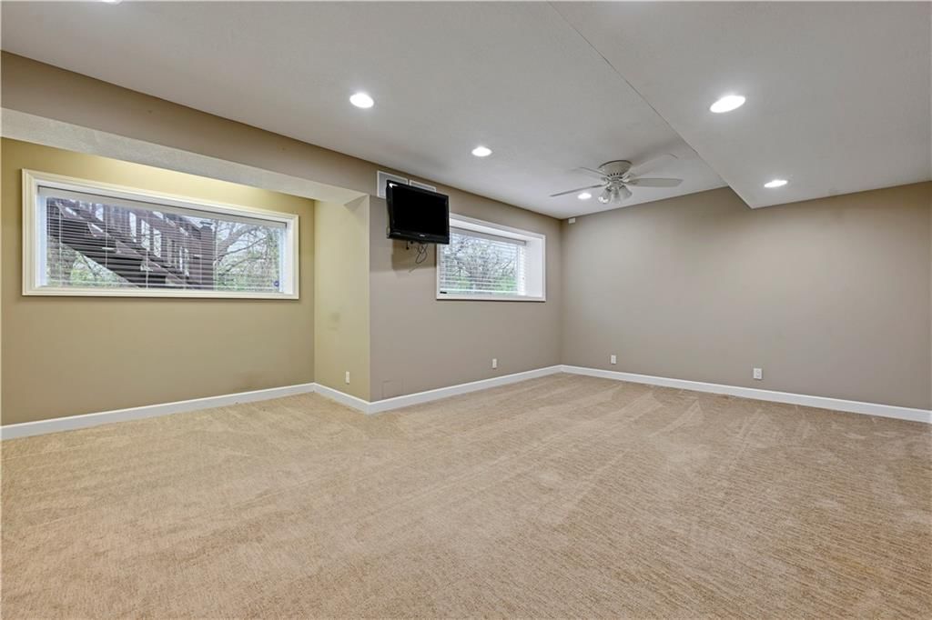 12455 ENGLAND Street — photo 30