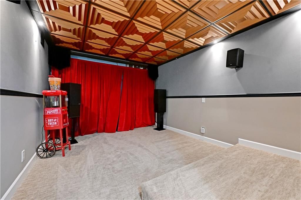 12455 ENGLAND Street — photo 32