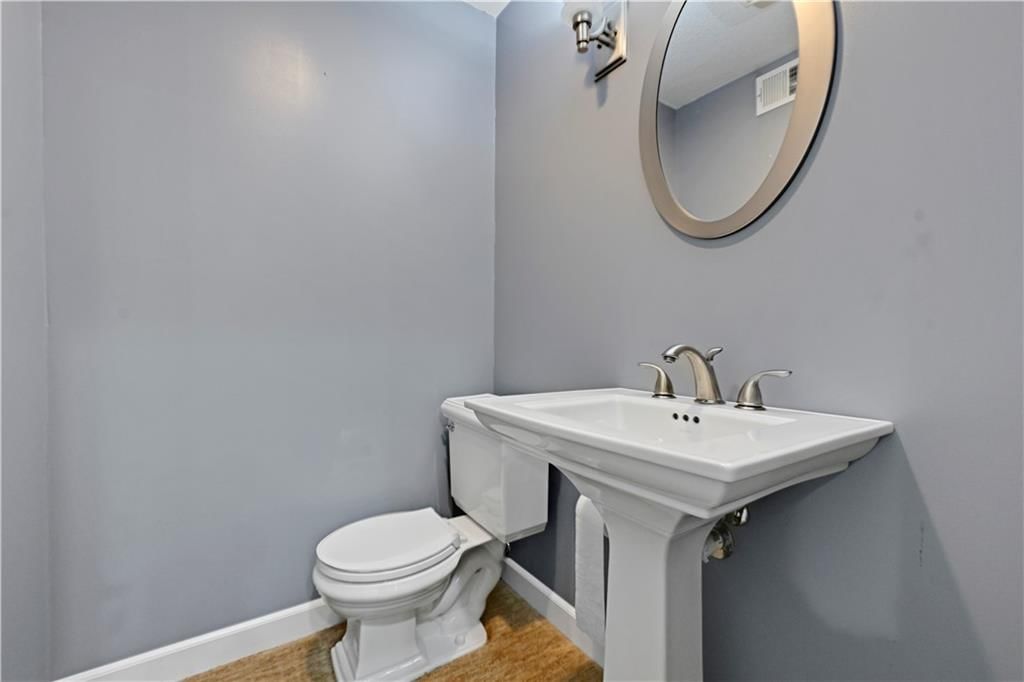 12455 ENGLAND Street — photo 33