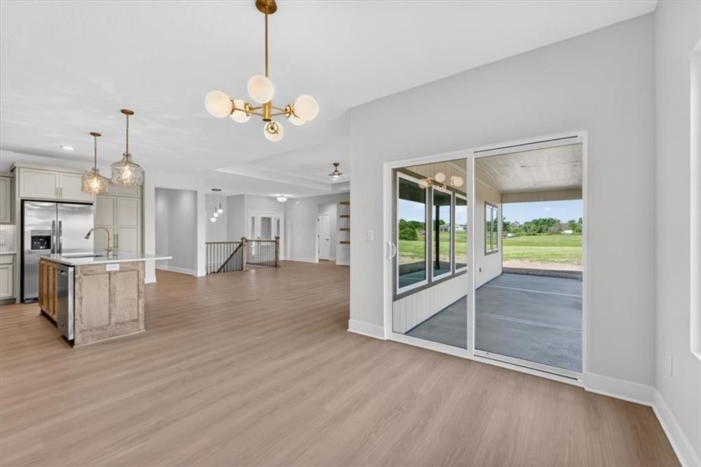 422 NE Lakota Drive — photo 23