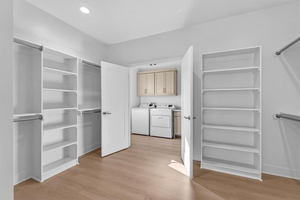 422 NE Lakota Drive — photo 31