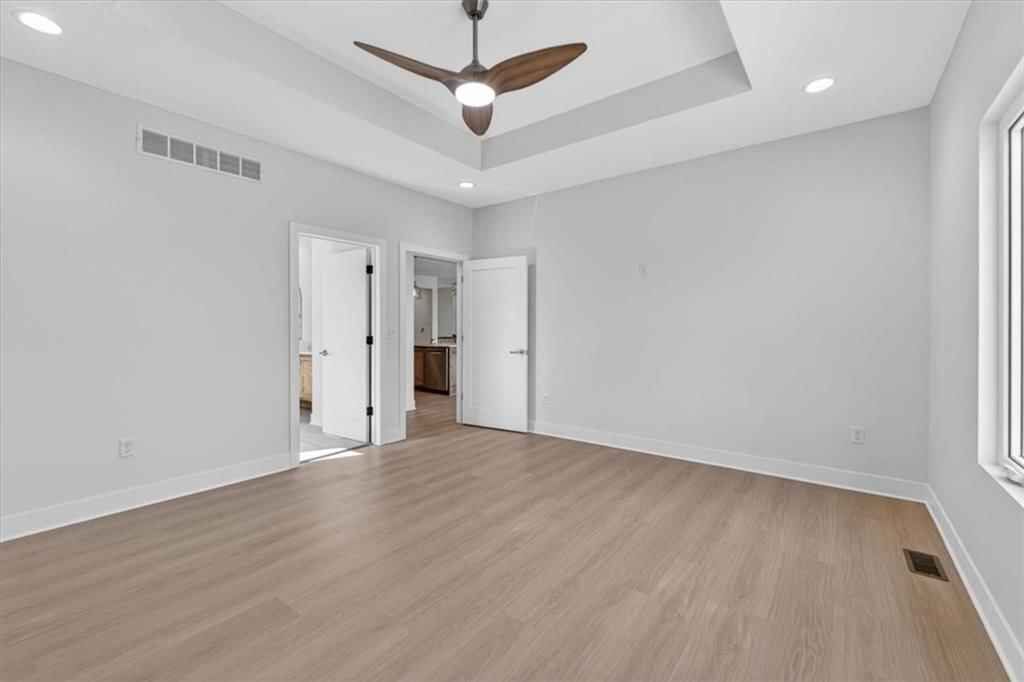 422 NE Lakota Drive — photo 41