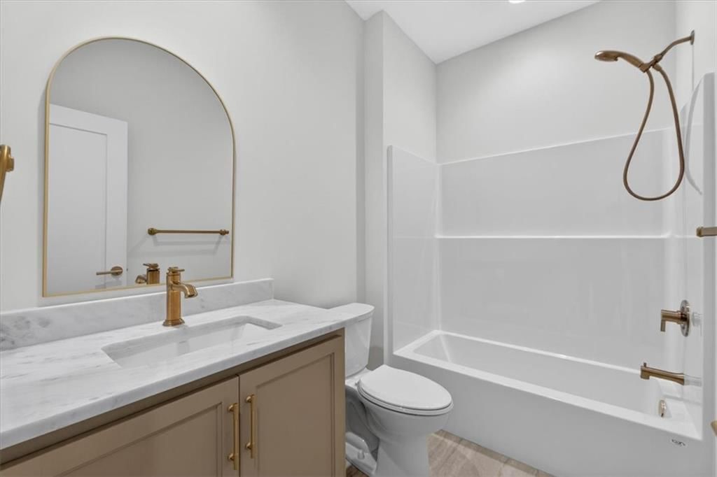 422 NE Lakota Drive — photo 47