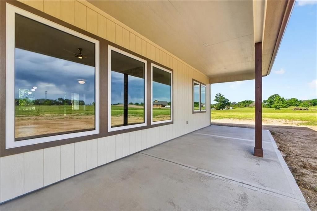 422 NE Lakota Drive — photo 58