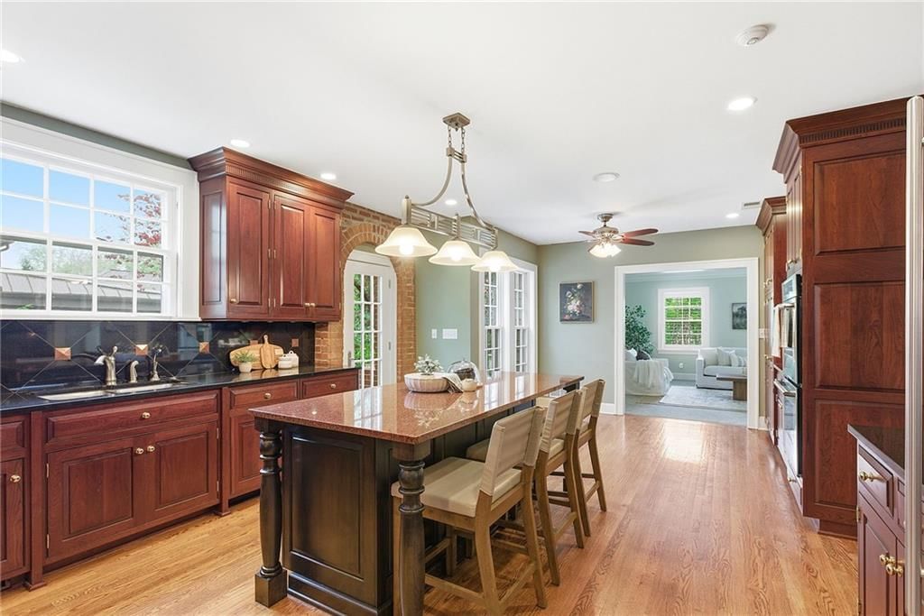 630 W Meyer Boulevard — photo 14