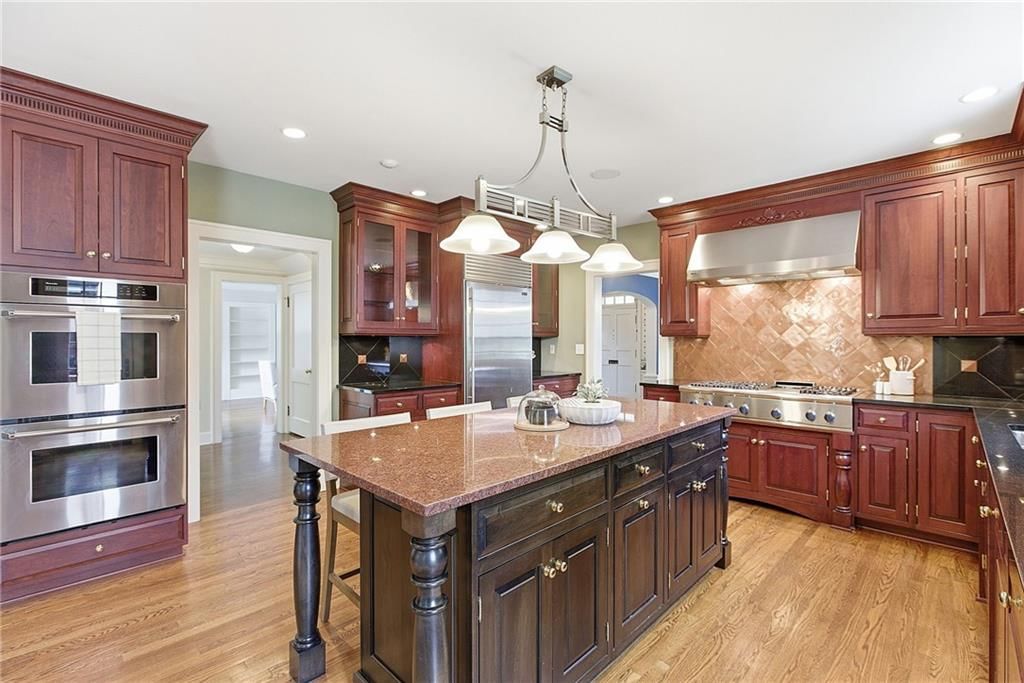 630 W Meyer Boulevard — photo 16