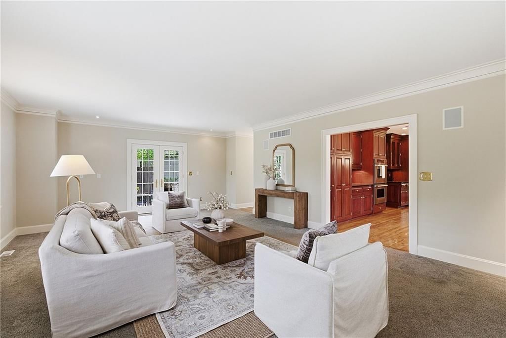 630 W Meyer Boulevard — photo 21