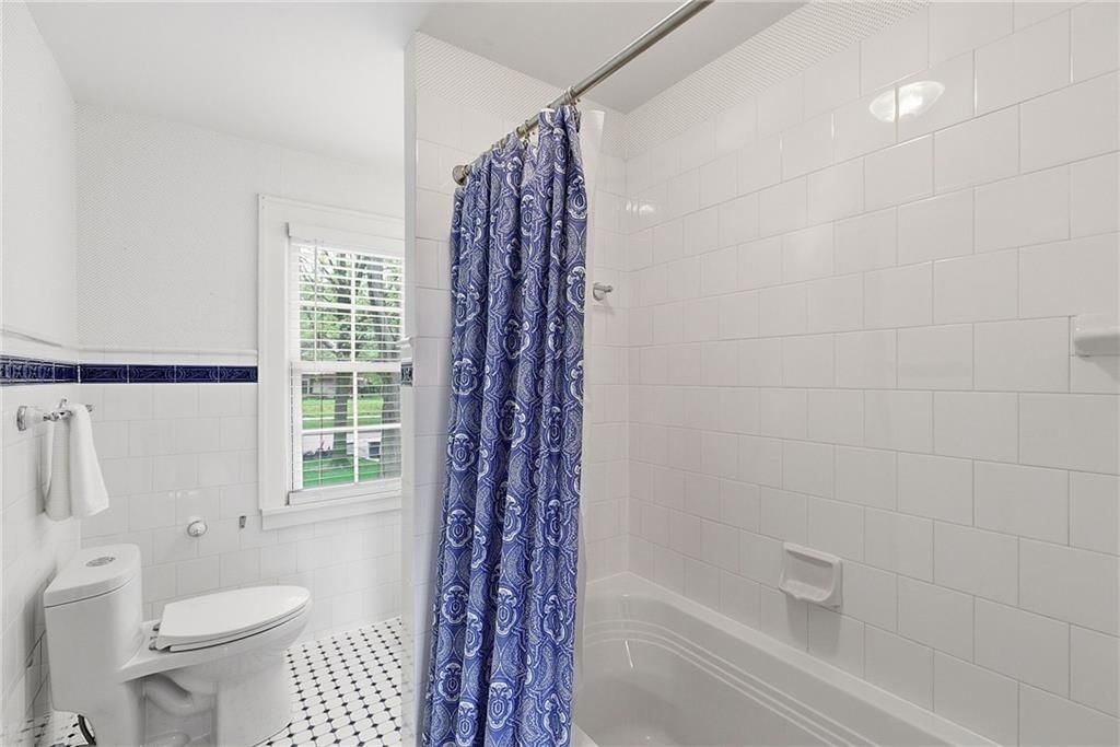 630 W Meyer Boulevard — photo 41