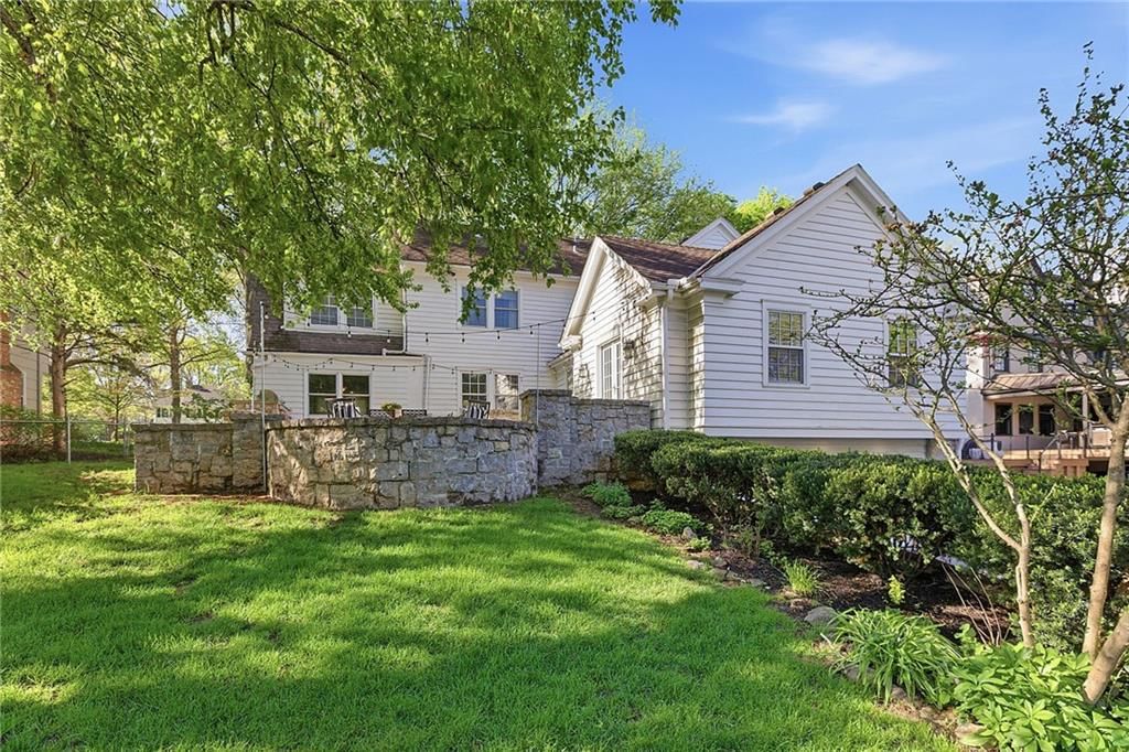 630 W Meyer Boulevard — photo 48