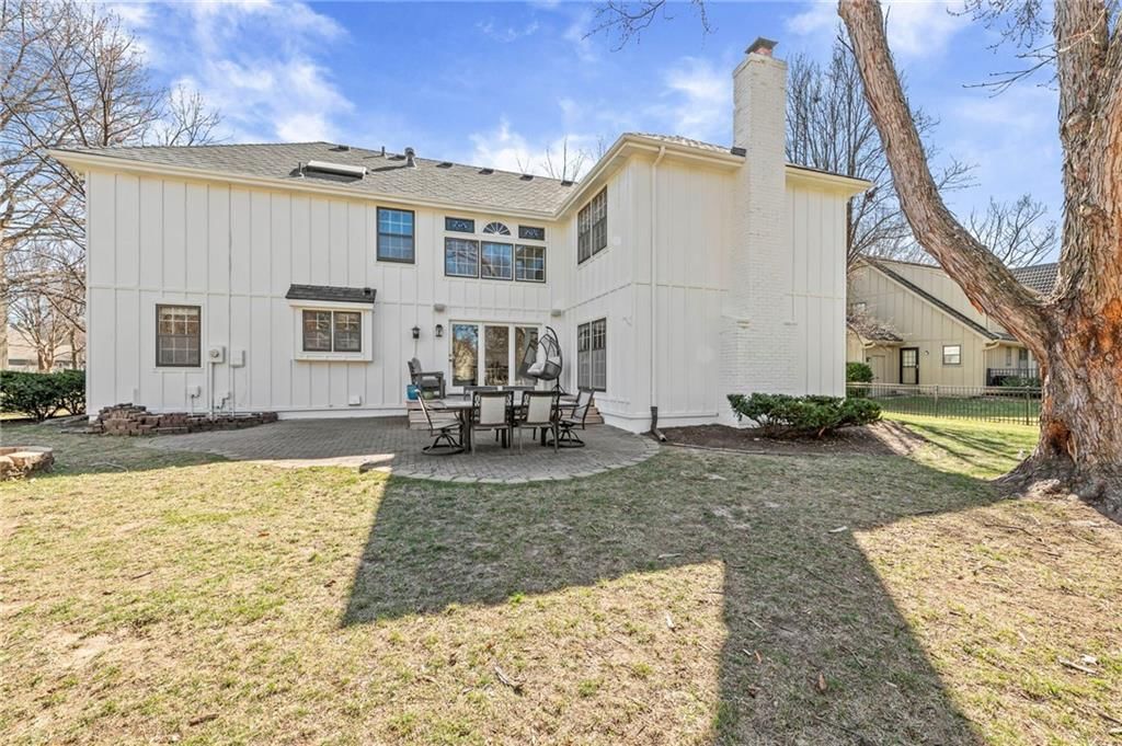 12332 High Drive — photo 2