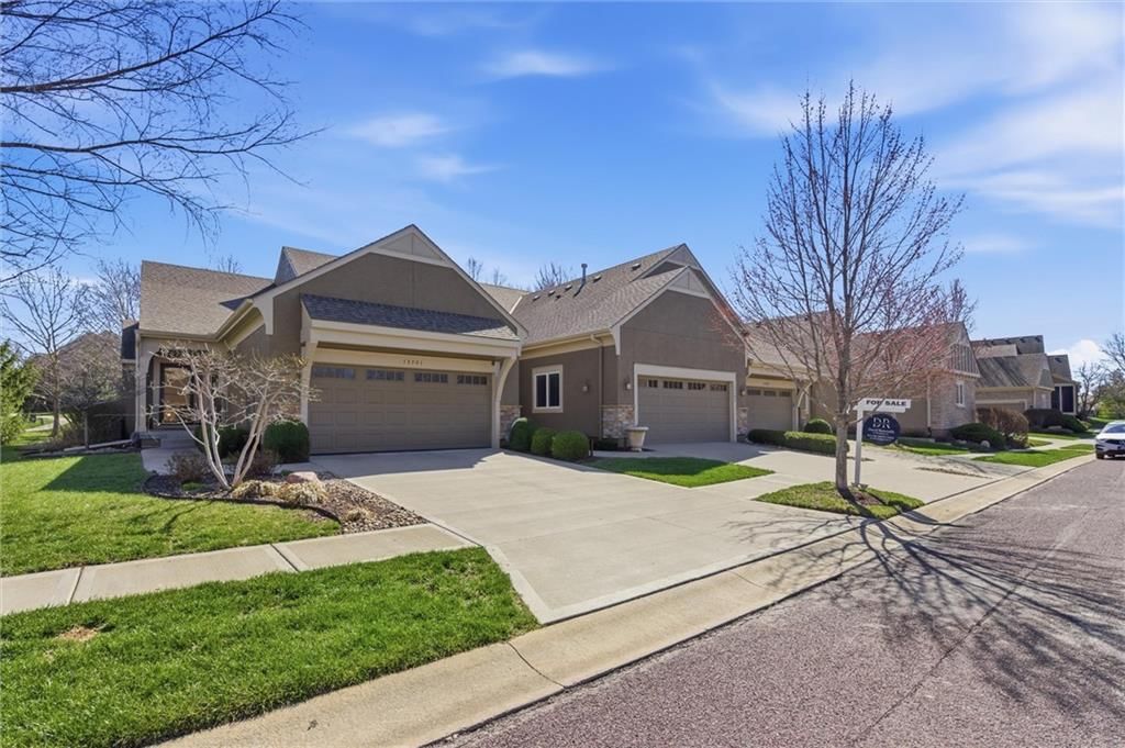 15703 Lowell Lane — photo 4