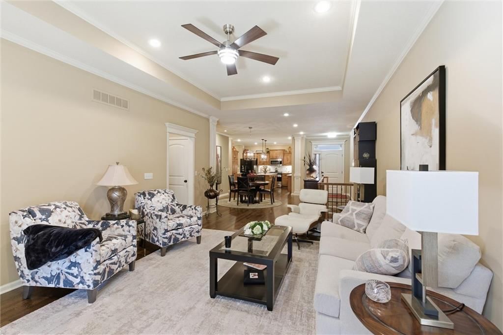 15703 Lowell Lane — photo 8