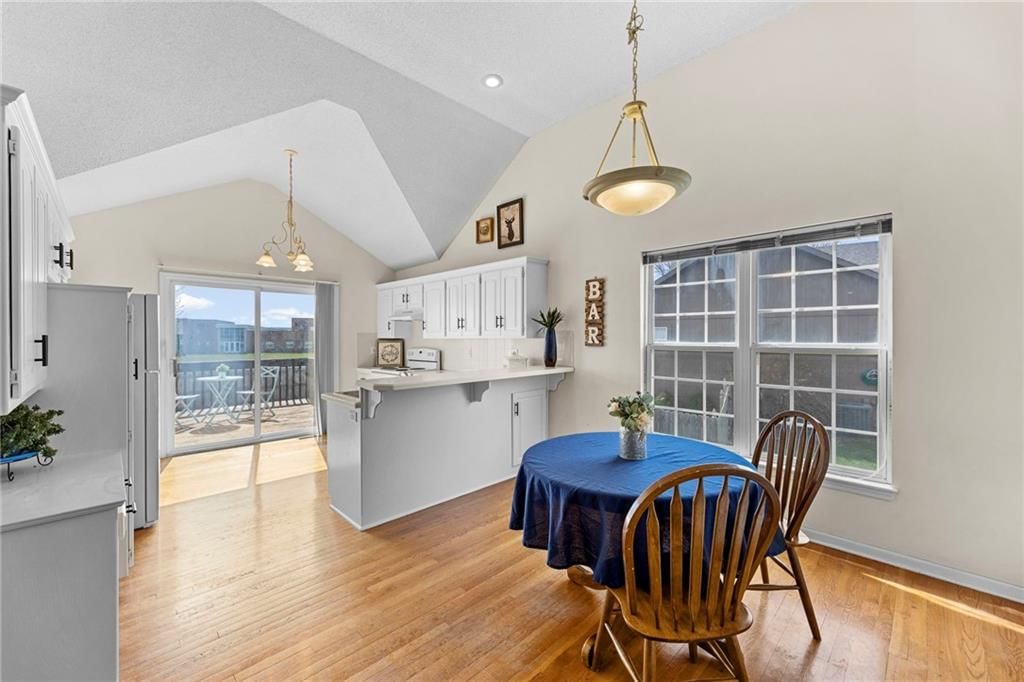 1003 N 1st Street East Street — photo 10