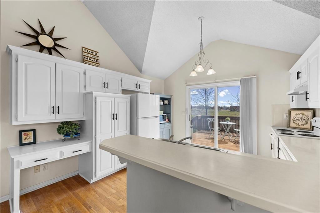 1003 N 1st Street East Street — photo 12