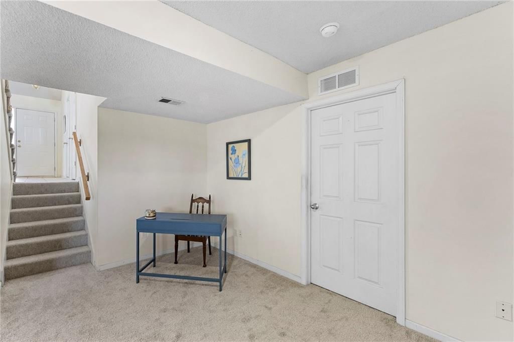 1003 N 1st Street East Street — photo 26