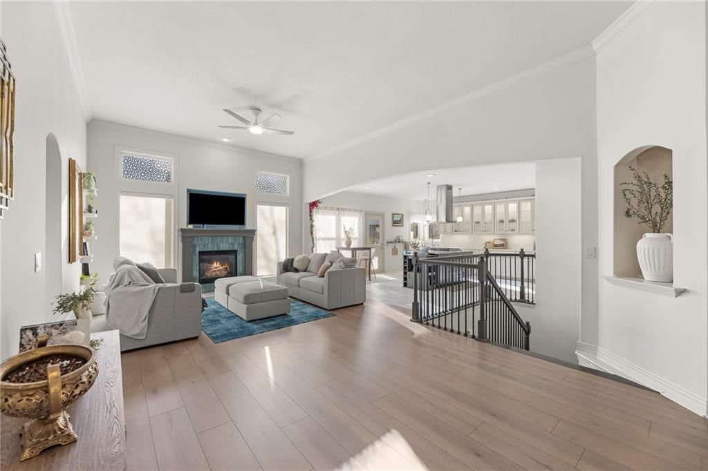 8901 N St Clair Avenue — photo 5