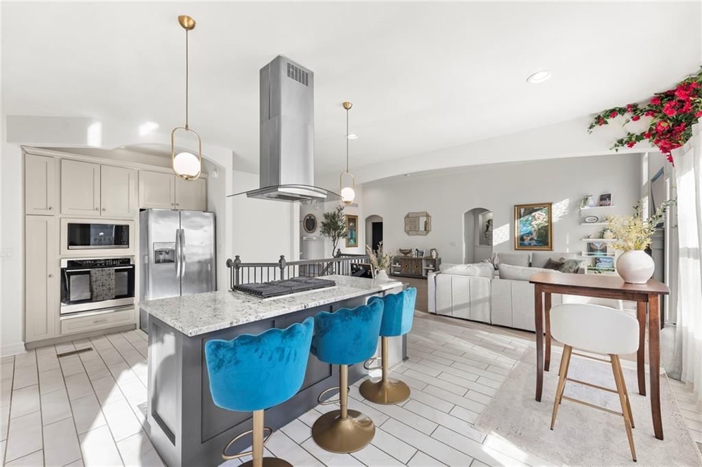 8901 N St Clair Avenue — photo 8