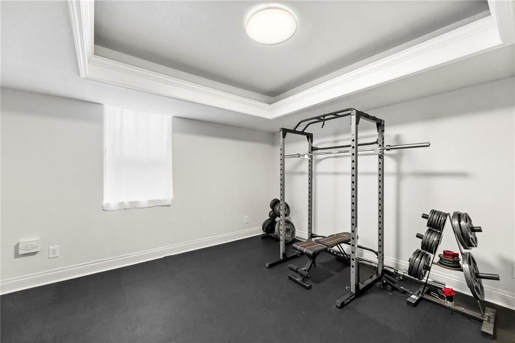 8901 N St Clair Avenue — photo 32