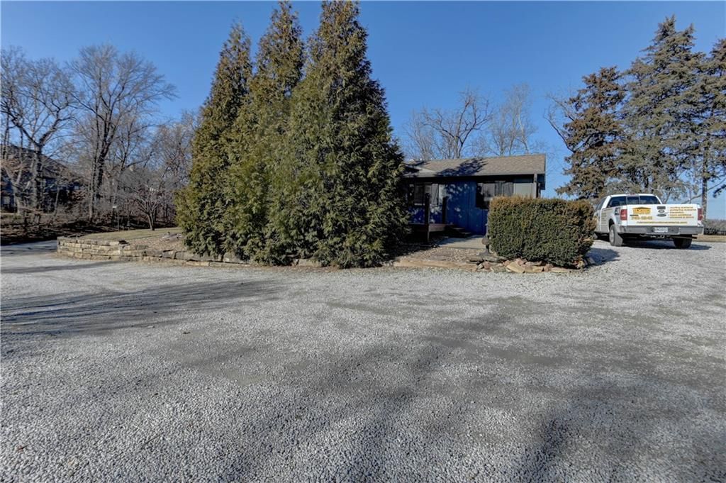 6121 NW Klamm Road — photo 20