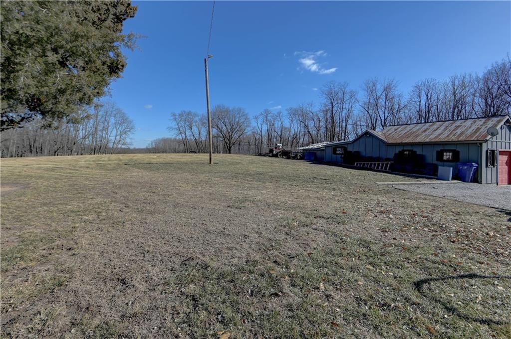 6121 NW Klamm Road — photo 30