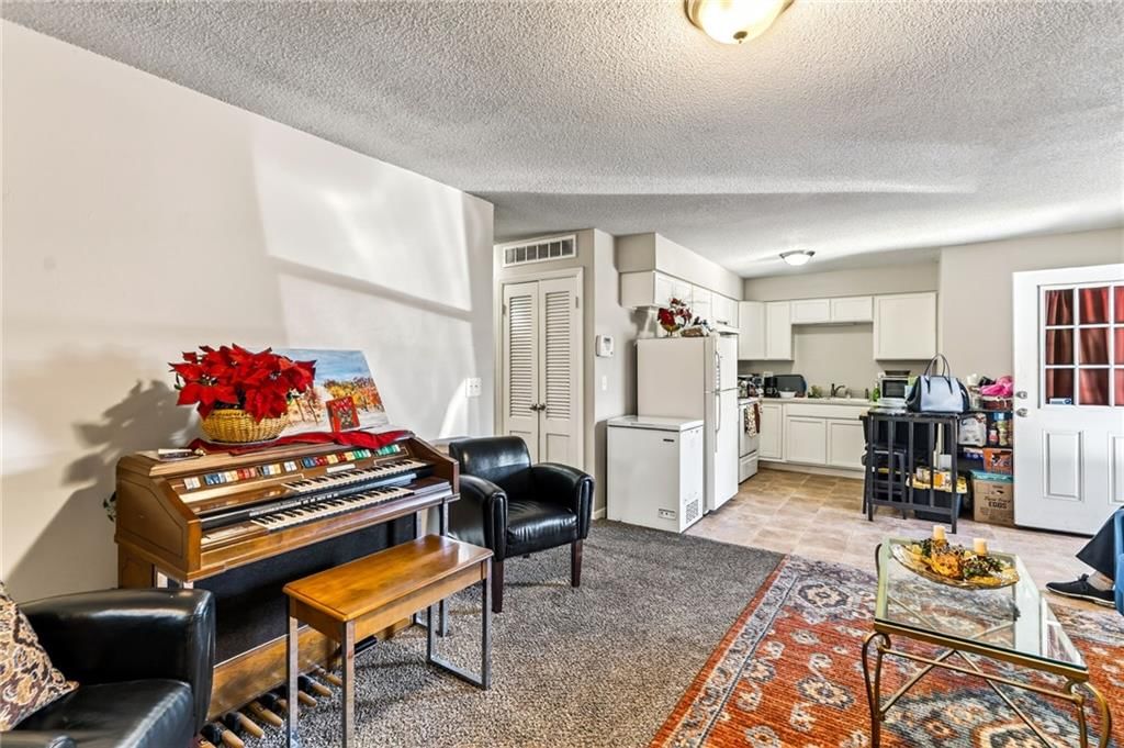 1309 N 64th Terrace — photo 9