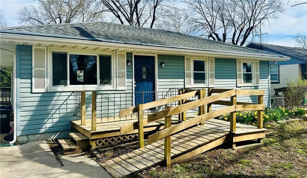 238 Michigan Street, Lawrence, KS