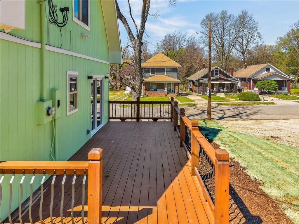 1056 Cleveland Avenue — photo 21