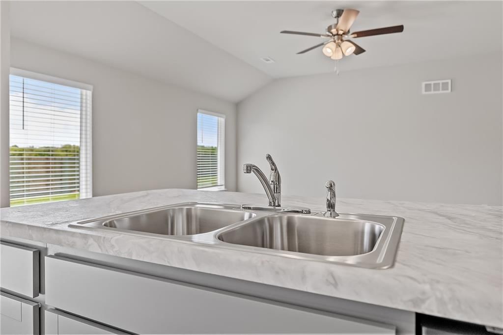 20847 Starside Street — photo 11
