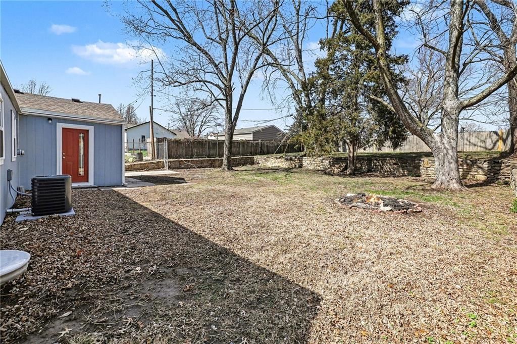 2720 Hagemann Street — photo 19