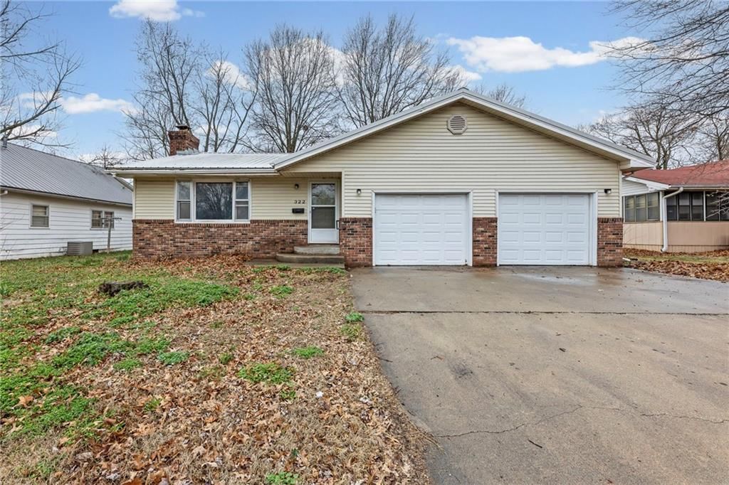 322 N 3rd Street, Iola, KS