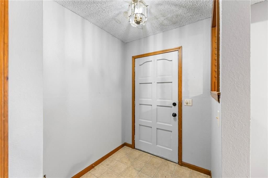 322 N 3rd Street — photo 4