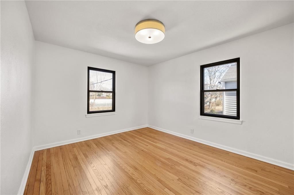 710 E 63 Terrace — photo 18